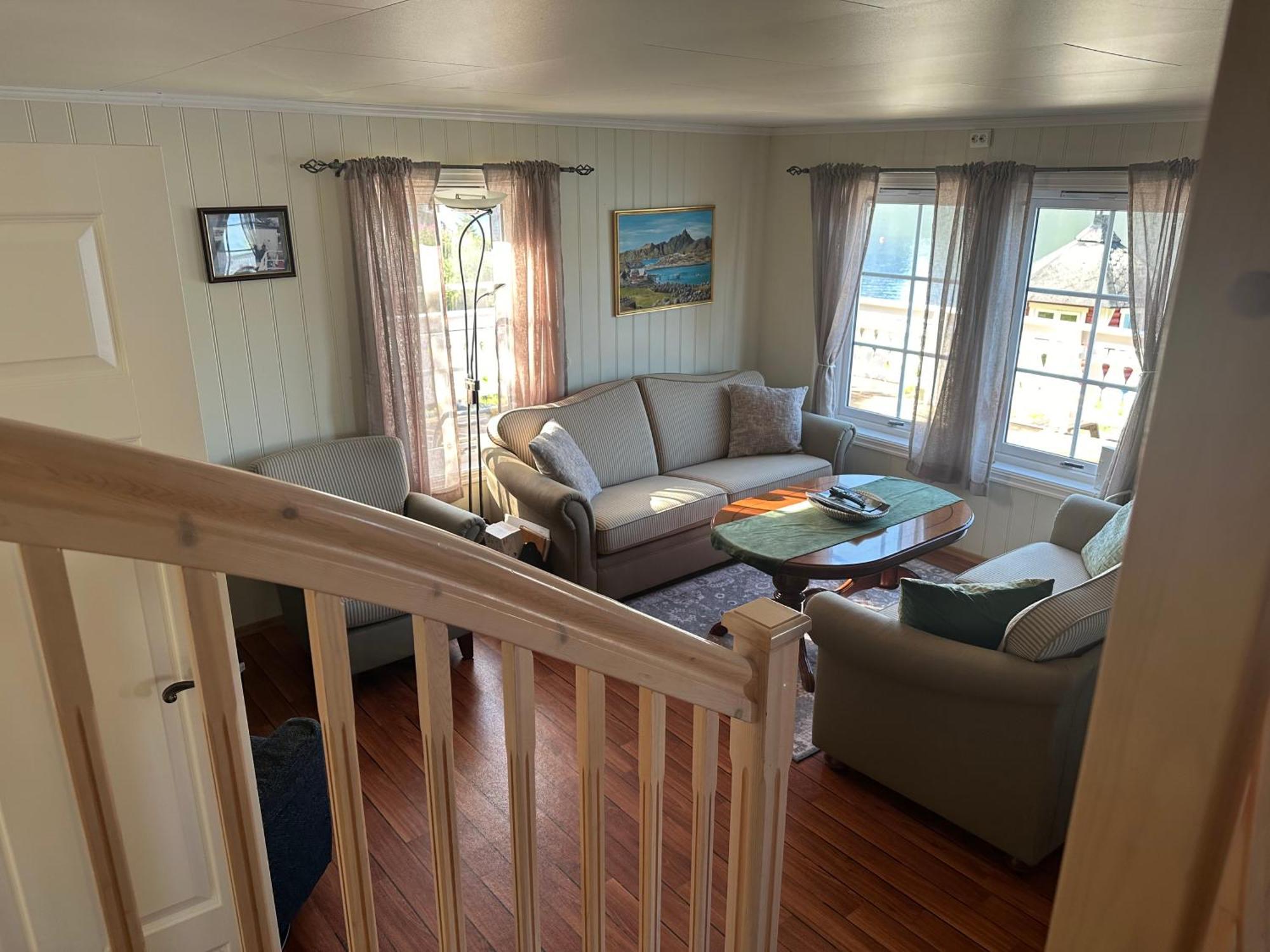 Вилла Cozy House By The Sea Tofta Экстерьер фото